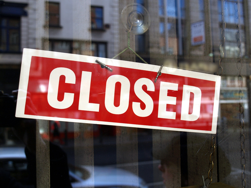 Closed sign Closed sign